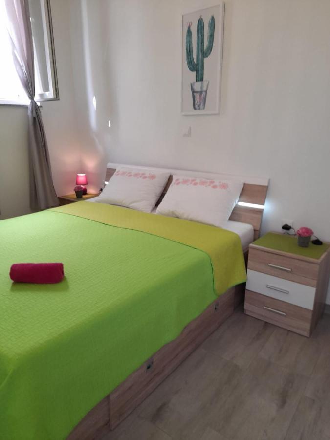 Ml Apartman Senj  Luaran gambar
